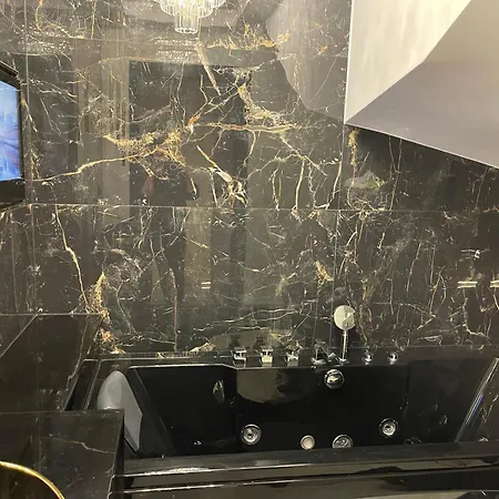 Z Jacuzzi Na Polu Golfowym Sierra Golf Homessimo Stars