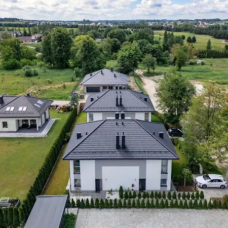 ヴィラ Z Jacuzzi Na Polu Golfowym Sierra Golf Homessimo Stars Gowinko