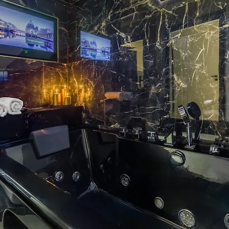 Z Jacuzzi Na Polu Golfowym Sierra Golf Homessimo Stars * Gowinko