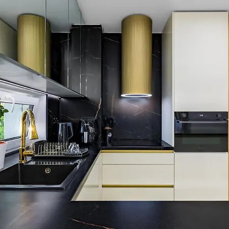 Z Jacuzzi Na Polu Golfowym Sierra Golf Homessimo Stars