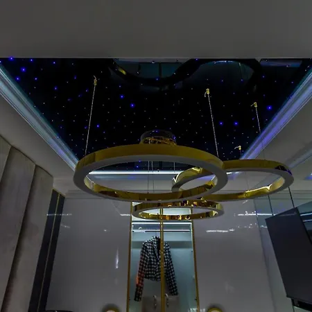 Z Jacuzzi Na Polu Golfowym Sierra Golf Homessimo Stars ヴィラ Gowinko