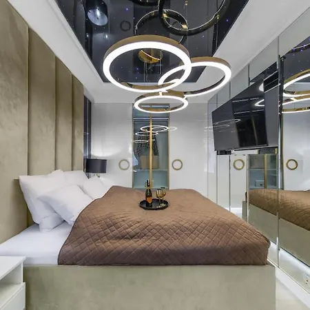 ヴィラ Z Jacuzzi Na Polu Golfowym Sierra Golf Homessimo Stars Gowinko