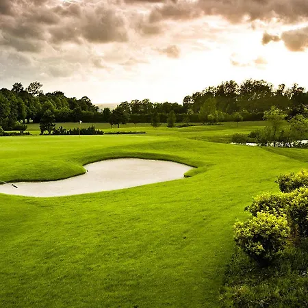 Z Jacuzzi Na Polu Golfowym Sierra Golf Homessimo Stars Gowinko